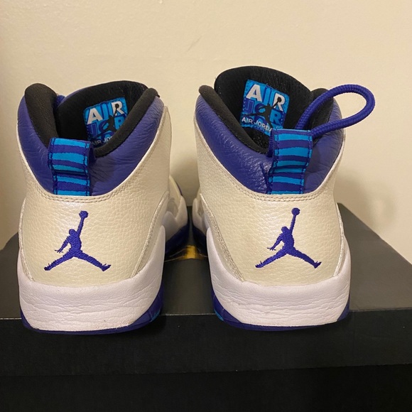 Air Jordan 10 "Hornets" Size 10 - Picture 2 of 5